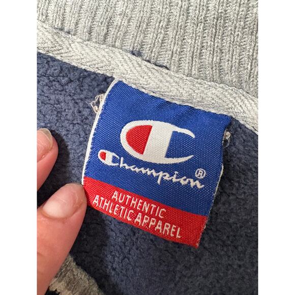 Champion Vintage 90s Reverse Weave Navy Crewneck Cropped Oversized Sweater - Picture 5 of 11